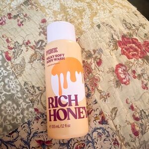 Victoria’s Secret Pink Honey Body Wash